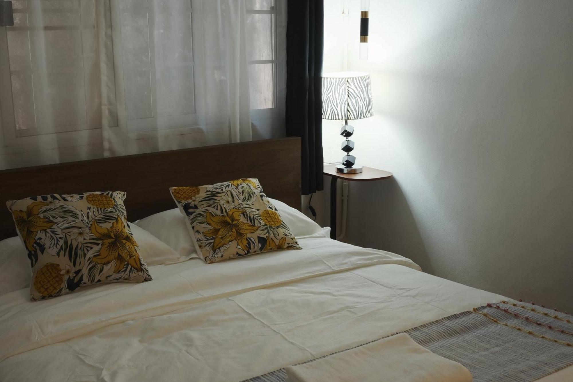 방콕 Hidden Gems In China Town, 2Br 아파트 외부 사진