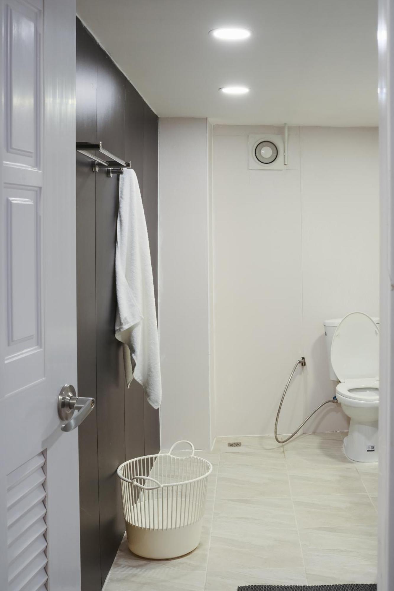 방콕 Hidden Gems In China Town, 2Br 아파트 외부 사진