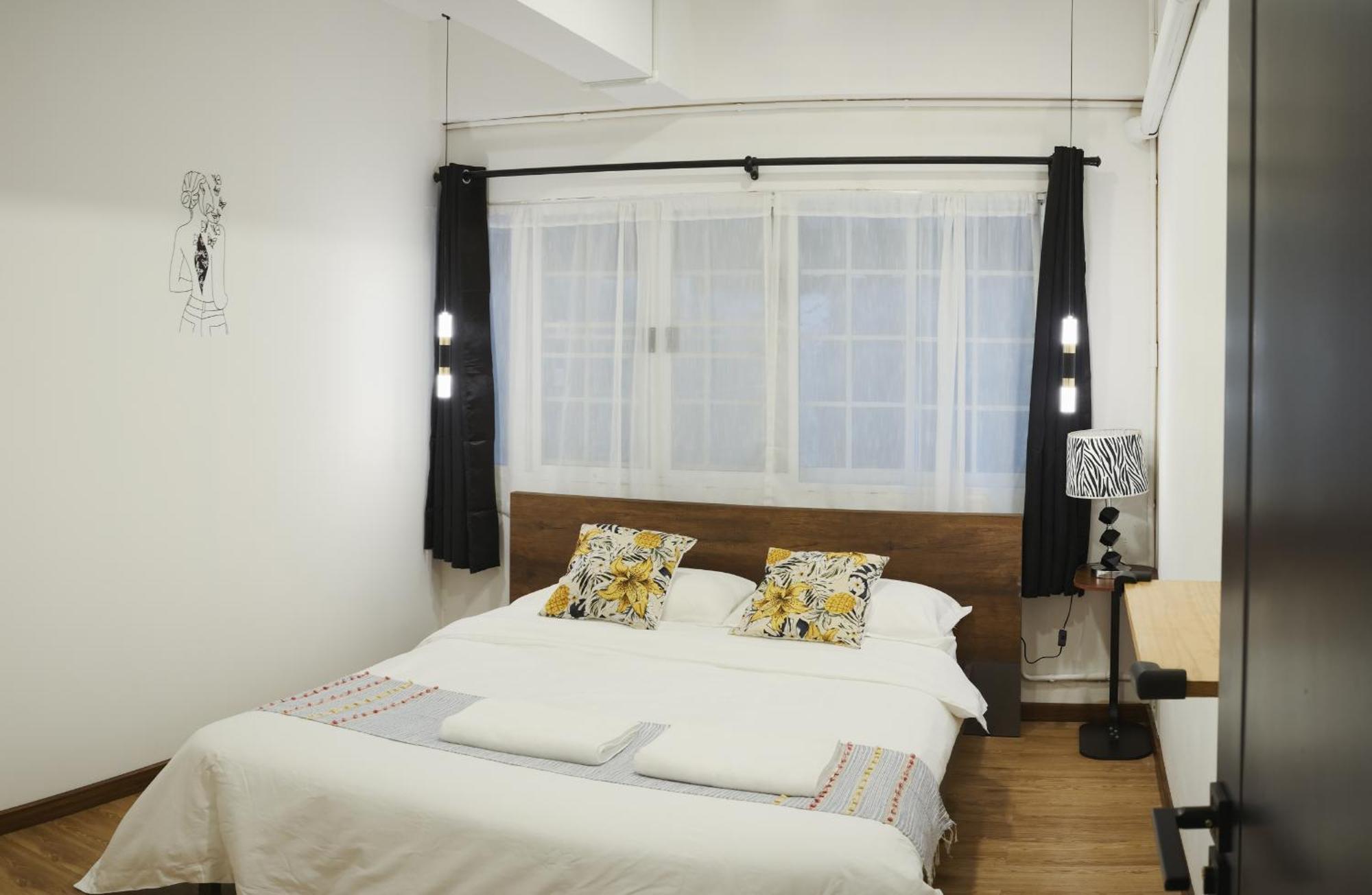 방콕 Hidden Gems In China Town, 2Br 아파트 외부 사진